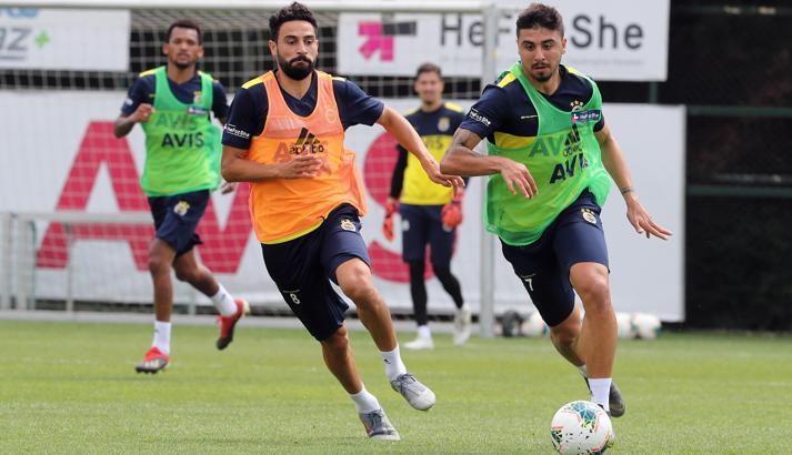 Fenerbahçe'de Mehmet Ekici beklemeye geçti