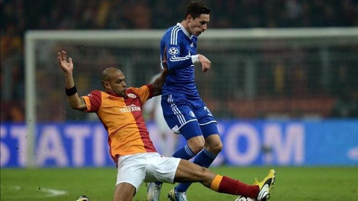 Schalke maçı öncesi forma sürprizi