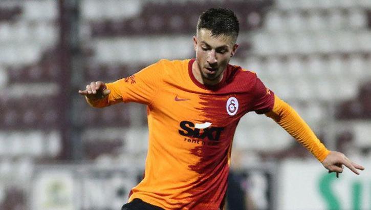 Son dakika - Galatasaray'da 7 futbolcu beklemede! Sözleşme detayı...