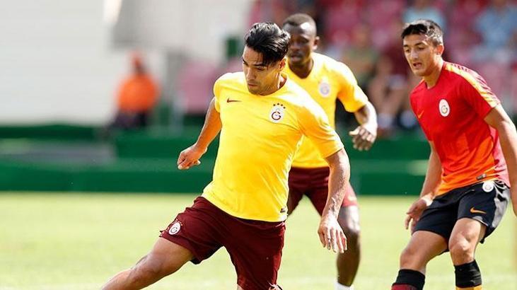Falcao'nun şovu başladı