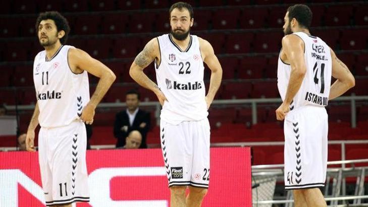 Kartal bir türlü uçamıyor: 73-83