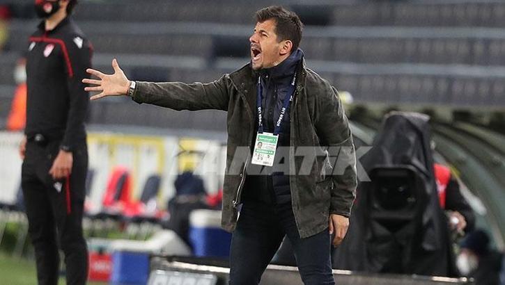 Emre Belözoğlu'ndan Mesut Özil açıklaması!