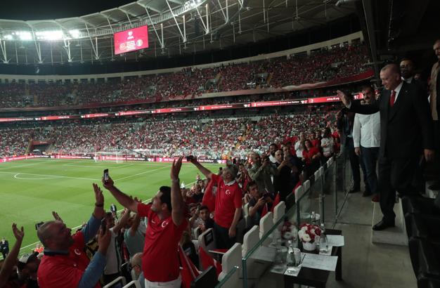 İstanbul'da milli maç hasreti bitti