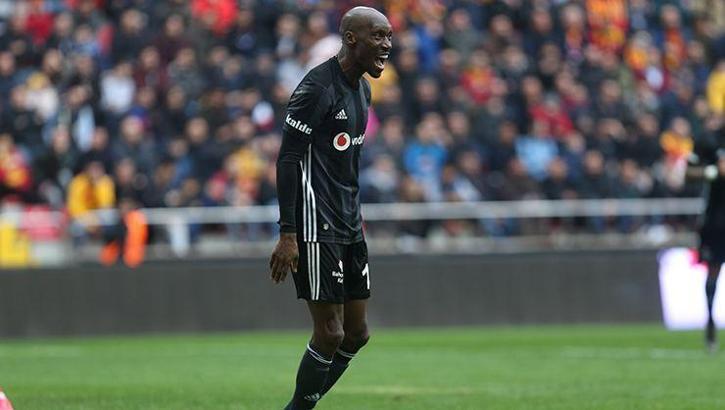 Beşiktaş'ta ilk hedef Atiba
