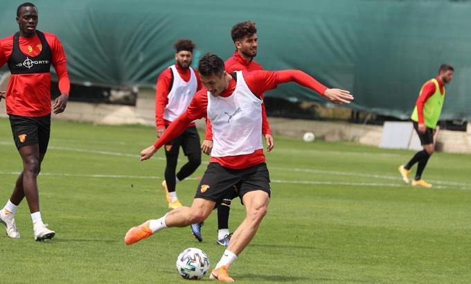 Göztepe'de Marko Mihojevic antrenmanda yer almadı