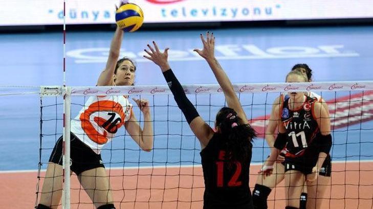 Eczacıbaşı 2'de 2 yaptı: 3-0