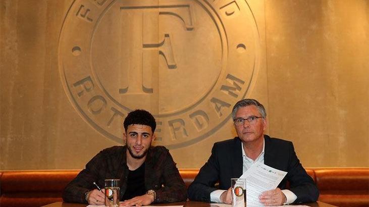Bilal Başacıkoğlu Feyenoord ile sözleşmesini uzattı