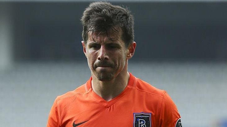 Emre Belözoğlu'ndan kahkaha açıklaması