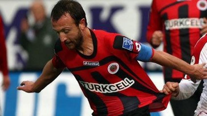 İlhan Eker Fenerbahçe'de!