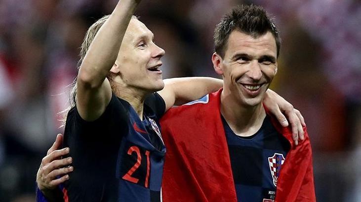Mandzukic'e bilgiler Vida'dan!