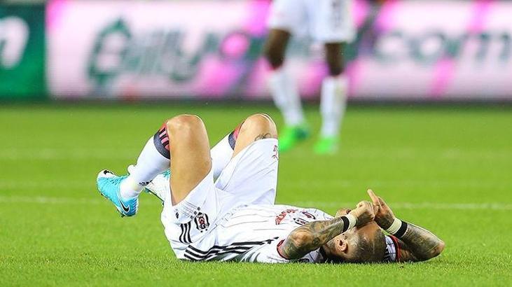 Beşiktaş'a Quaresma'dan kötü haber