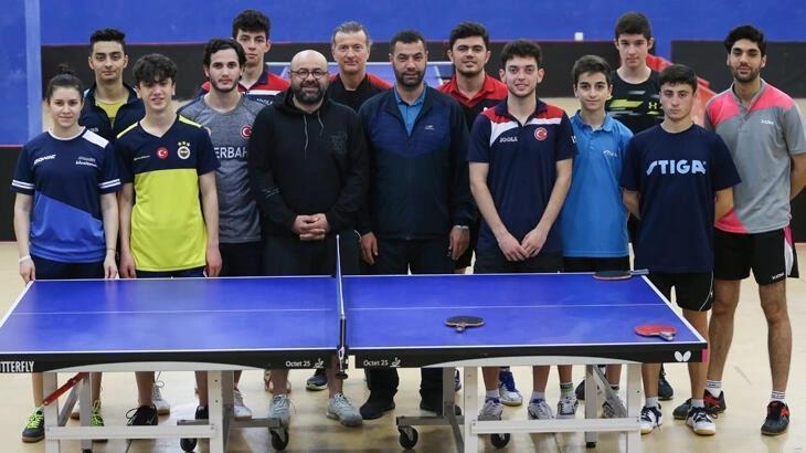 Masa tenisinde olimpiyat yarışı
