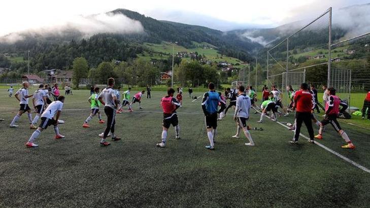 Beşiktaş yağmura ve şimşeklere teslim oldu