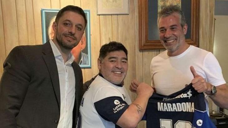 Diego Maradona Arjantin'e döndü