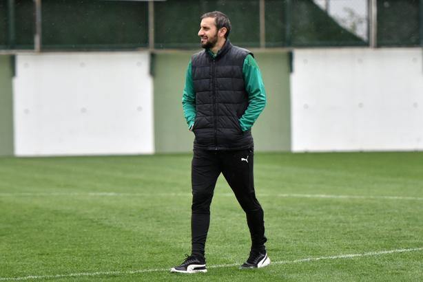 Serkan Özbalta: Ligi yenilmeden bitirmek en büyük hedefimiz