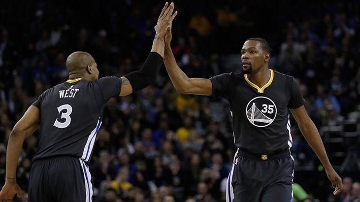 Golden State Warriors'tan art arda 14. galibiyet