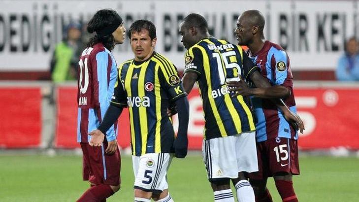Emre Belözoğlu Trabzon'u ikiye böldü