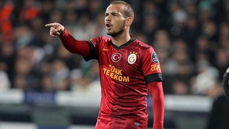Sneijder, ilk 11'de