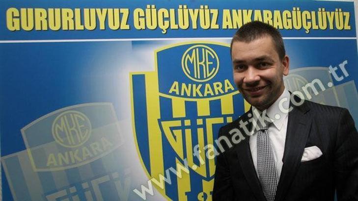 Ahmet Gökçek futbolcu oldu