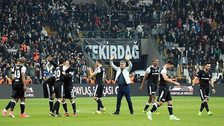 Beşiktaş, Vodafone Arena'da coşuyor