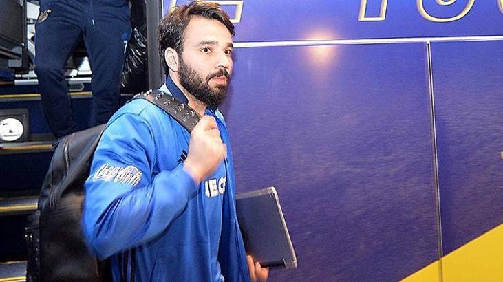 Volkan Şen'den Böbrek Vakfı'na bağış