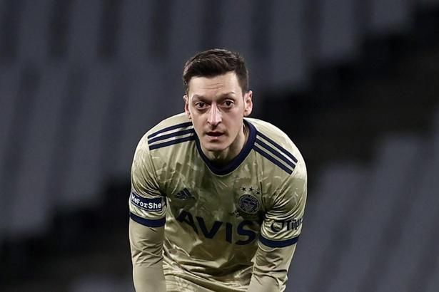 Mesut Özil'den Avrupa Süper Ligi tepkisi