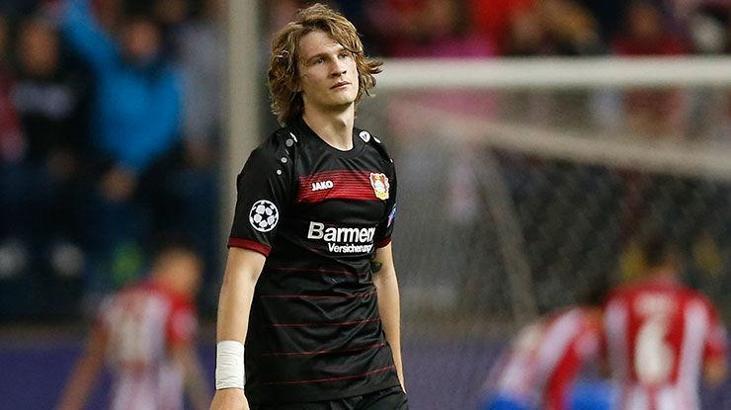 Galatasaray'ın ikinci stoperi Jedvaj