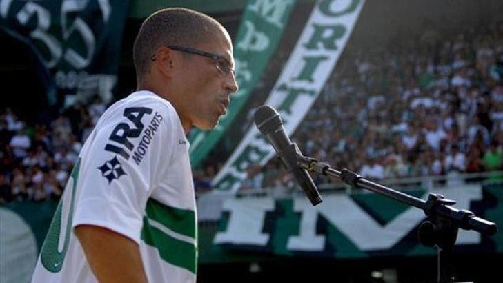Alex, Coritiba taraftarıyla buluştu