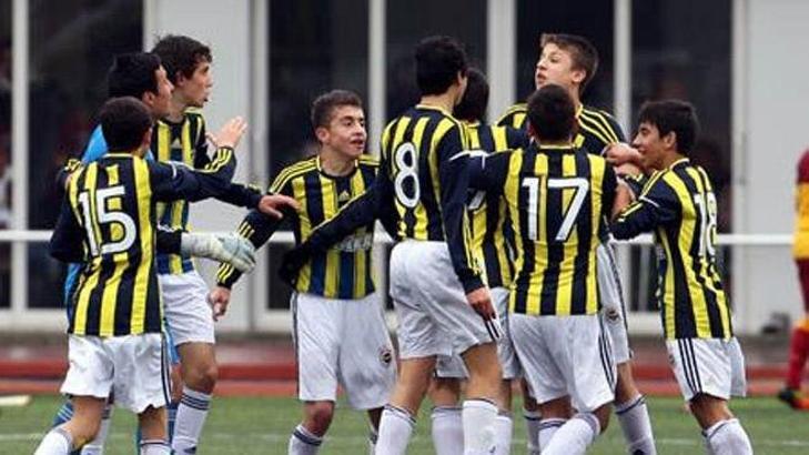 Fenerbahçe U-14 ve U-15 galip geldi