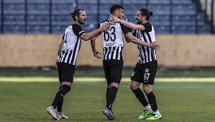 Altay evinde çıkış peşinde
