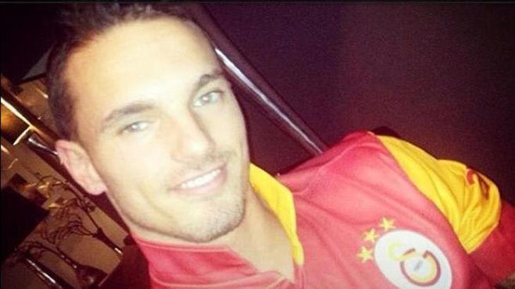 Rodney Sneijder'de Galatasaray forması giydi