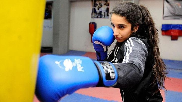 Boksör Ayşenur Durak, babasının yolundan gidiyor