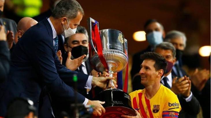 Messi, Barcelona'da 35. kupasını kazandı