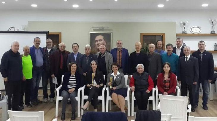 İpek Özgüden Özen yeniden başkanlığa seçildi
