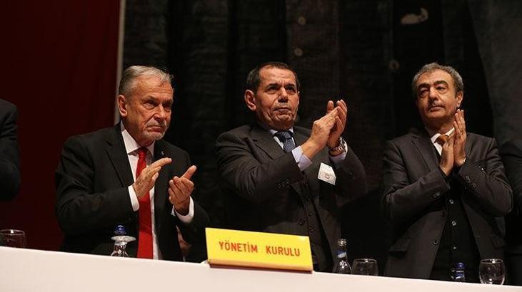 Galatasaray Yönetimi, Hakan Şükür ve Arif Erdem'in üyeliklerini sonlandıracak!