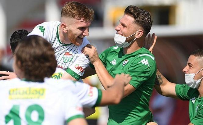 Bursaspor ilk 30 dakikada gol atmayı seviyor