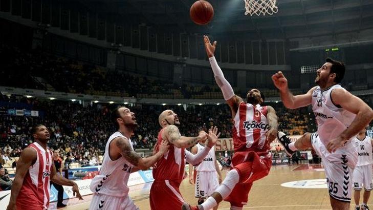 Potada uğursuz gece: 77-64