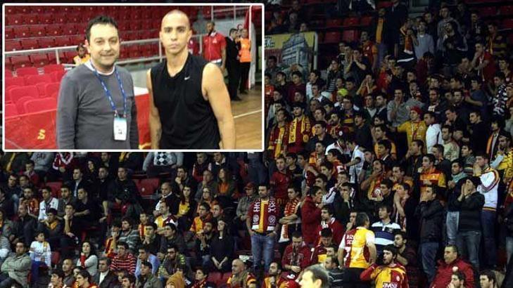 Carlos Arroyo:Taraftara hayranım