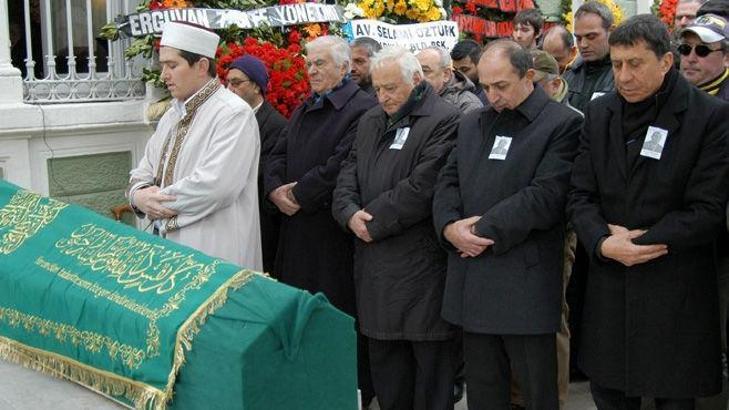 Merçil defnedildi