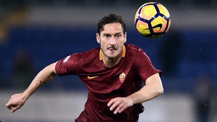 Francesco Totti'ye 6 yıllık sözleşme teklifi!
