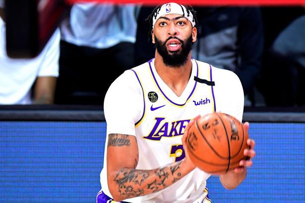 Anthony Davis, Los Angeles Lakers'ta devam kararı verdi