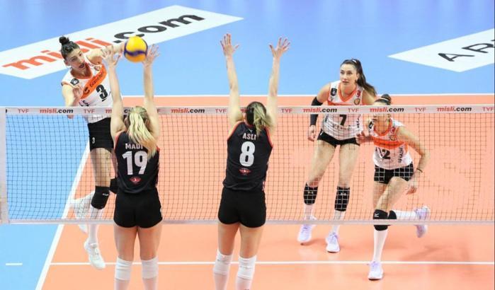 Eczacıbaşı VitrA - Türk Hava Yolları maç sonucu: 2-3