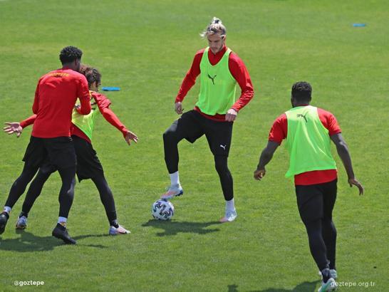 Göztepe, Galatasaray maçının hazırlıklarını sürdürdü
