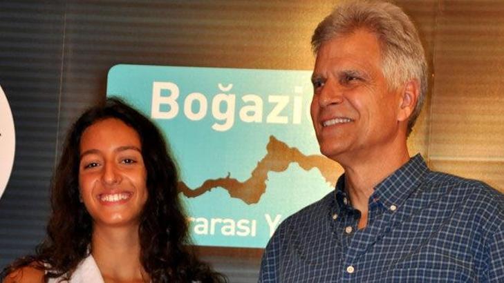 Efsane yüzücü Boğaz'da kulaç atacak