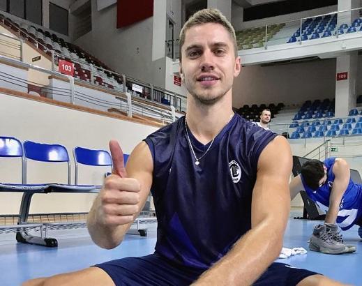 Altekma Maksim Buculjevic'in sözleşmesini uzattı