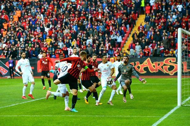 Eskişehirspor - İstanbulspor maç sonucu: 1-0