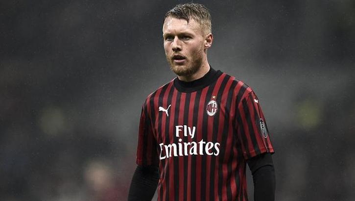 Eski Fenerbahçeli Kjaer, Milan ile sözleşme yeniliyor