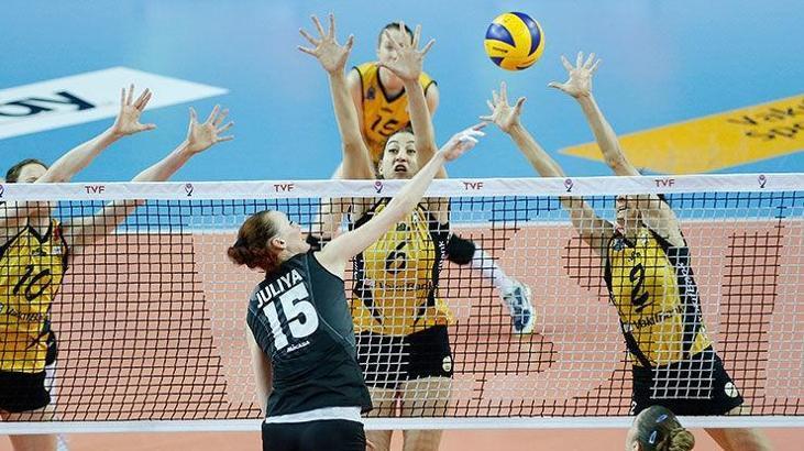 VakıfBank-Halkbank: 3-0
