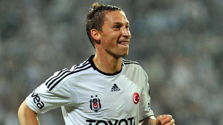 Holosko yuvada kaldı