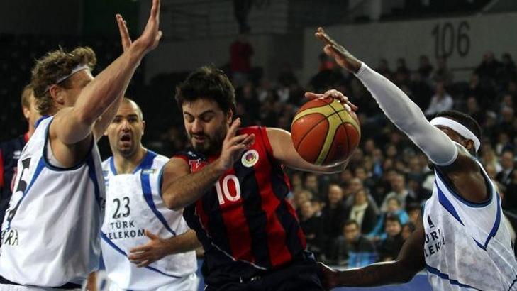Başkent derbisi TED'in: 89-55